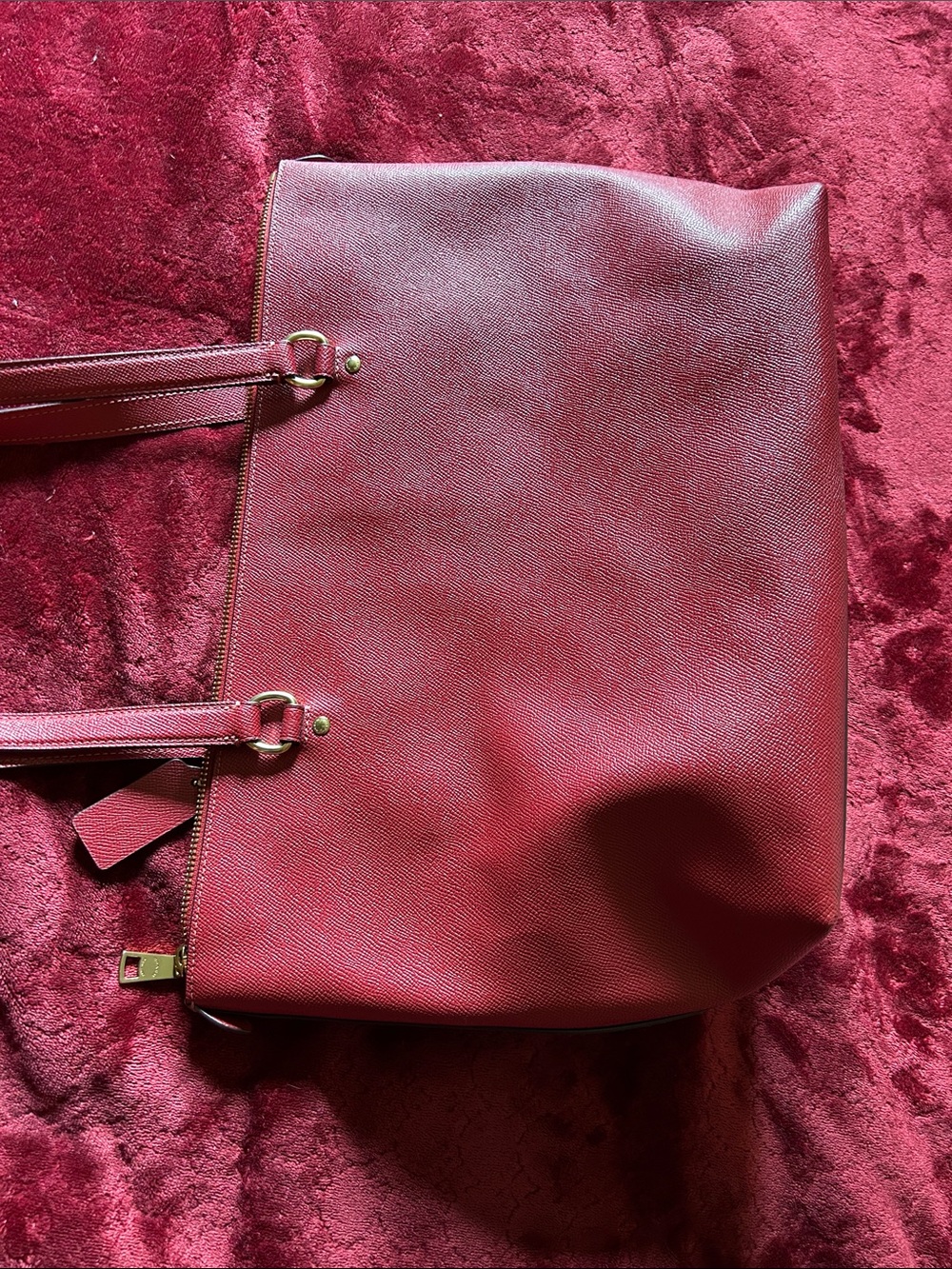 Coach 79608 Red Leather Tote with Front Zip Pocket. Beautiful bag. - Picture 4 of 8